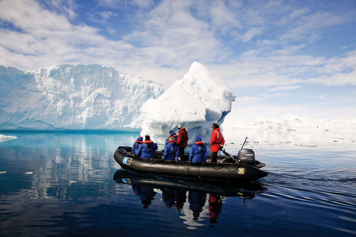 Антарктида путешествие цена. Путешествие в Антарктиду. Антарктида туризм. Поездка в Антарктиду. Туризм в Антарктике.